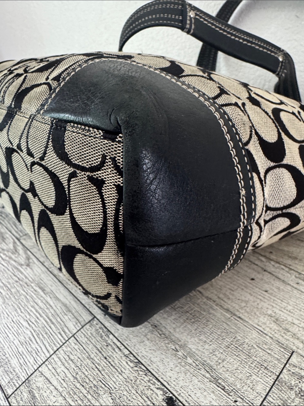Coach Hampton Signature Turnlock Tote - Picture 9 of 15